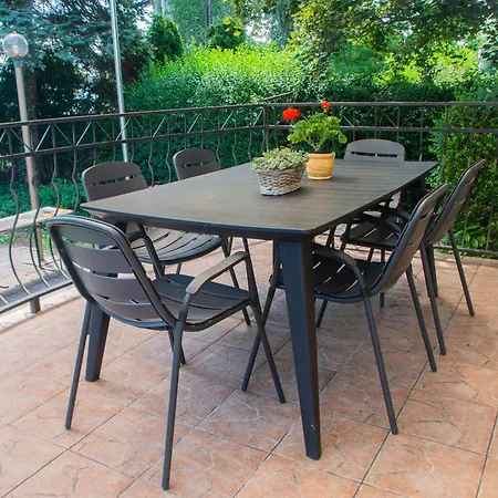 Apartament Almadiszallasok Aaa