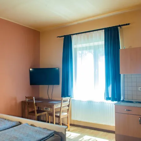 Apartment Almadiszallasok *